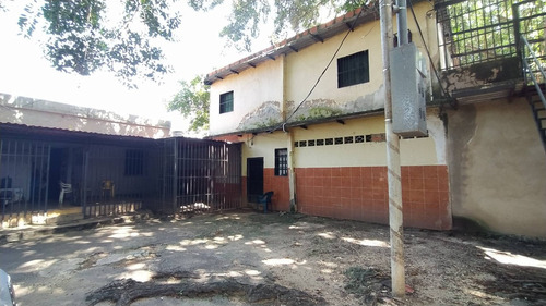Imagen 14 de 16 de Local Comercial Casa En La Planta Alta Y Terreno 160m2 De Construccion