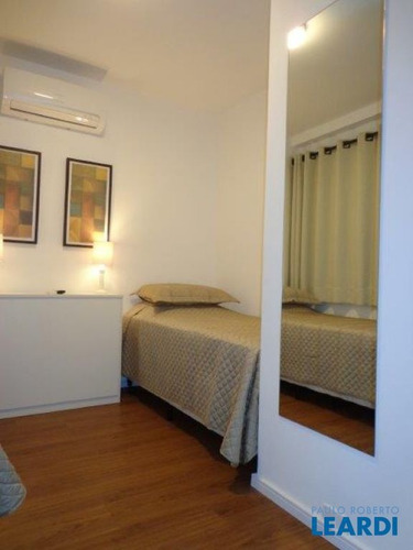 Imagem 11 de 14 de Flat - Itaim Bibi - Sp - 576685