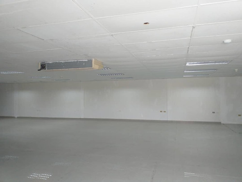 Imagen 3 de 14 de Galpon En Venta, Av. Intercomunal, Barcelona