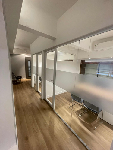 Imagen 19 de 26 de Oficinas Privadas Y Compartidas Co Work En Pleno Centro