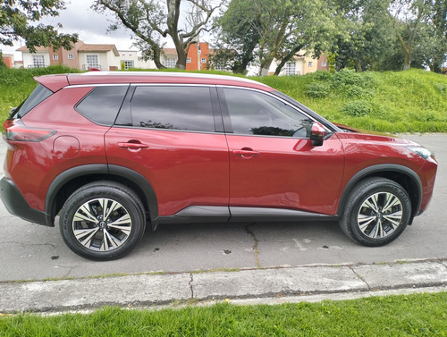 Nissan X-Trail 2.5 Exclusive 2 Row Cvt