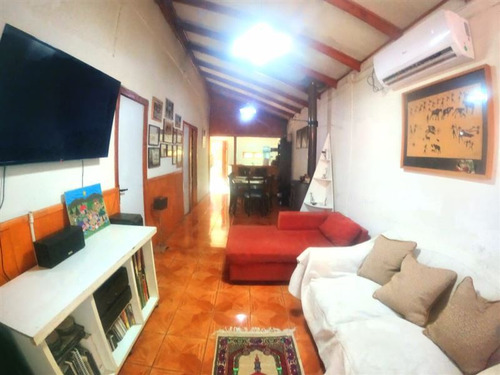 Casa En Venta De 3 Dorm. En Padre Hurtado