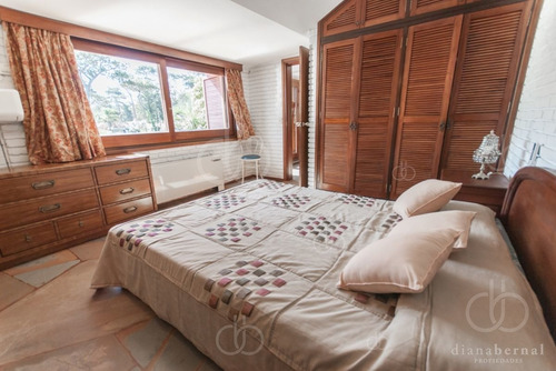 Imagen 17 de 30 de Punta Del Este, Casa En Mansa, 4 Dormitorios Y Piscina.