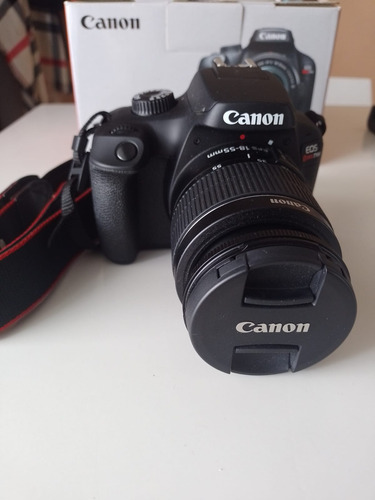 Cámara Canon Eos T100 Premium Kit 18-55 Mm Lente Negro (Usado)