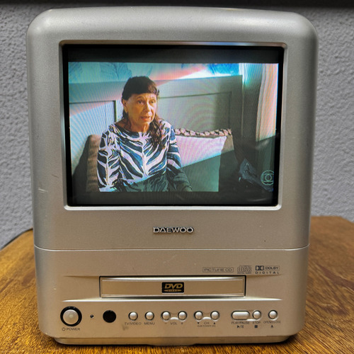 Tv Daewoo Ddq-9h1sc 9 Pol Com Dvd (Usado)