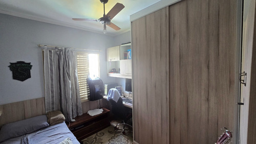 Apartamento Com Móveis Planejados, Sacada Com Vidro Articulado, Vaga De Garagem Coberta, 3 Quartos, Lavanderia Grande, Cozinha Planejada, Piso Eucatex Madeira E Elétrica Nova