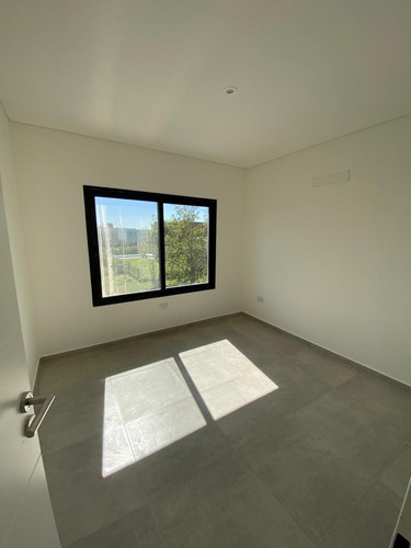 Imagen 13 de 19 de Casa Chalet En Venta Ubicado En El Cantón, Escobar, G.b.a. Zona Norte