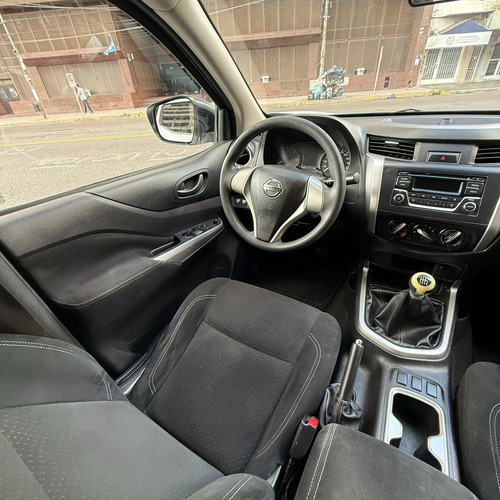 Nissan NP300 2.3 Frontier Se Cd 4x2 Mt