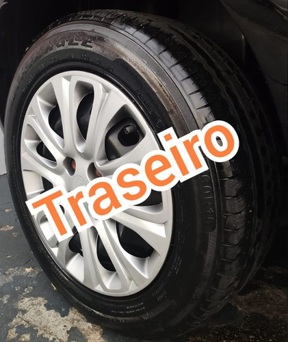 Fiat Punto 1.4 Flex 4p