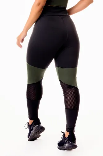 Calça de hotsell malhar com tela