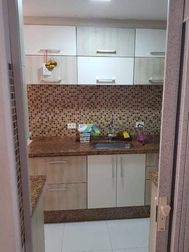 Sobrado Em Vila Fechada A 15 Minutos Da Estação Do Metro Vergueiro, E A 800 Metros Do Parque Da Aclimação, 2 Dormitórios Sendo 1 Suíte Com Edícula. - So0806
