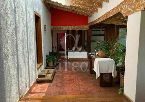 Casa En El Centro De Valle De Bravo
