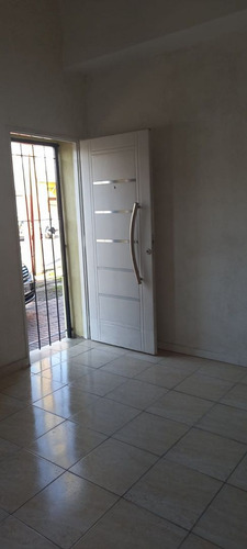 Casa En Venta En Lanús Oeste