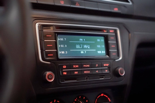 Imagem 9 de 15 de Volkswagen Voyage 1.6 Msi Totalflex 4p Manual