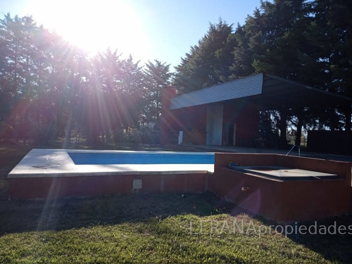 Imagen 13 de 14 de Venta O Permuta Quinta 3 Amb C/ Quincho Y Pileta - Chivilcoy
