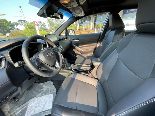 Imagen 11 de 15 de Toyota Corolla Cross 2.0 Seg Cvt 2023