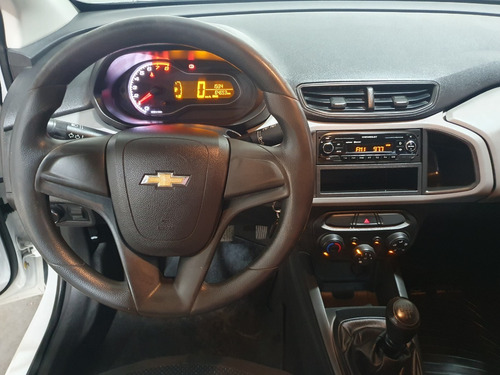Imagen 18 de 25 de Chevrolet Onix Joy Ls 2016, Concesionario Oficial Lp