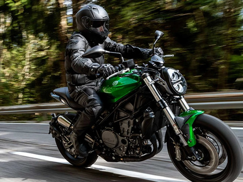 Imagen 2 de 12 de Benelli 752 S