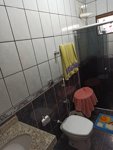 Casa Com 3 Quartos, Solário Com Churrasqueira, Próxima Ao Centro Aceito Carro!