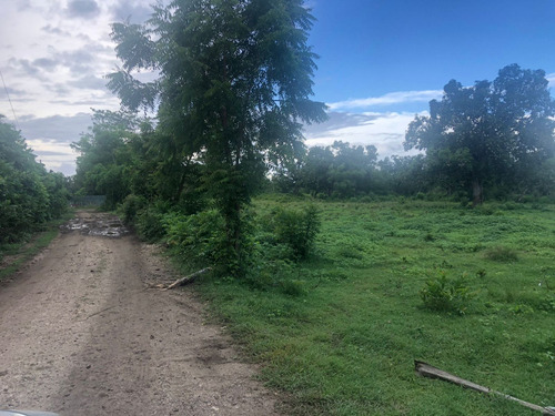 Se Vende Solares En San Cristobal 