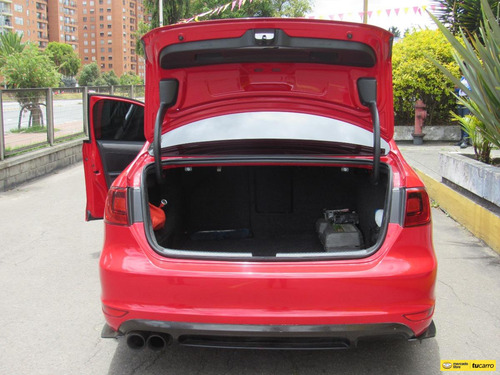 Volkswagen Jetta 2.0 Gli