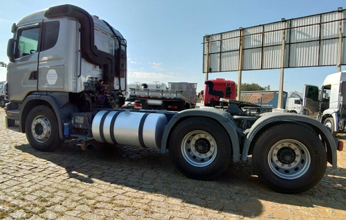 Imagem 10 de 11 de Scania G470 6x4 2010