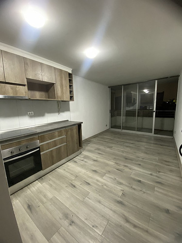 Arriendo Departamento San Miguel Con Lindo Balcon