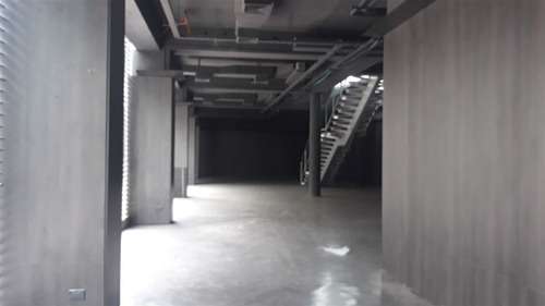Local Comercial En Arriendo En Vitacura