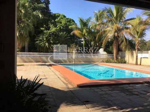 Linda Chácara Para Venda No Jardim Das Palmeiras, Zona Leste, Condominio Preservare, Terreno Com 2.000 M2 E 600 M2 De Area Construída, Lazer, Salao De Festas E Piscina. - Ch00013 - 32769236