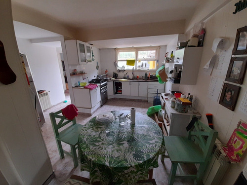 Imagen 17 de 30 de Chalet 6 Ambientes - Saavedra 2100
