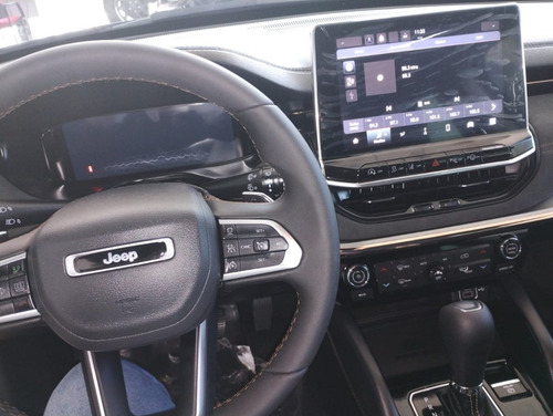 Imagen 8 de 18 de Jeep Commander 1.3 Limited 2023 Entrega Inmediata Agencia