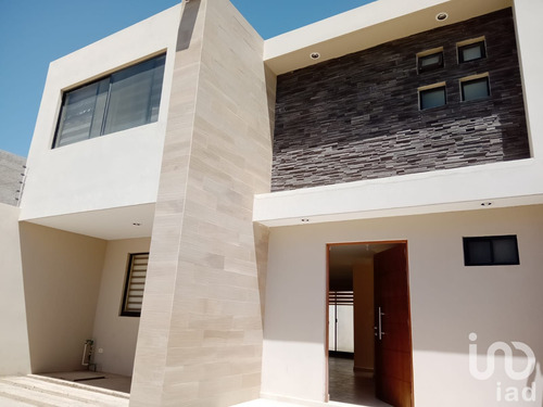Venta Casa 3 Ambientes Villa Magna