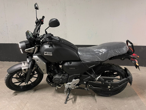 Yamaha Fz-x