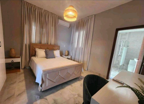 Cap Cana-green Village,se Vende Villa De 4 Habitaciones