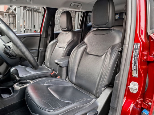 Jeep Renegade 1.8 16V FLEX LONGITUDE 4P AUTOMÁTICO