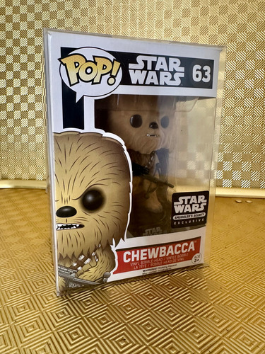 Funko Pop Star Wars Chewbacca Flocked #63 C/ Protector Funko (Usado)