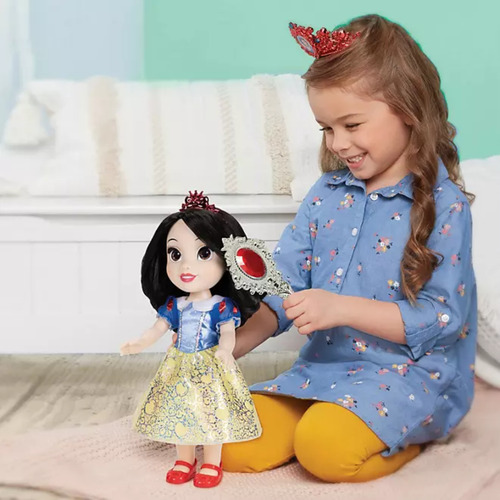 Boneca Disney Princess Snow White com acessórios