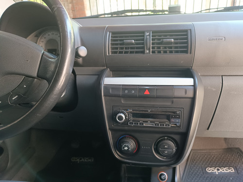 Volkswagen Suran 1.6 I Highline 80d