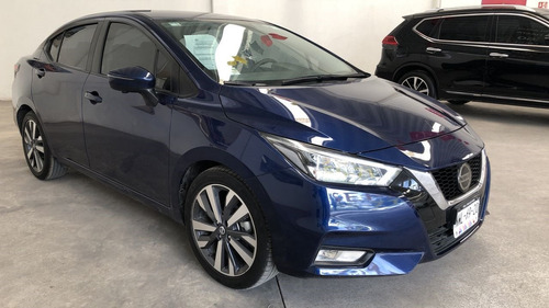 Imagen 2 de 15 de Nissan Versa 2020