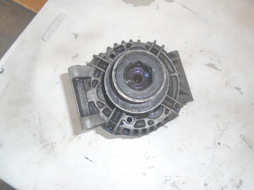 Imagen 1 de 3 de Vendo Alternador De Nissan Platina Año 2005