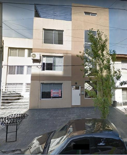 Imagen 1 de 4 de Departamento - Moron