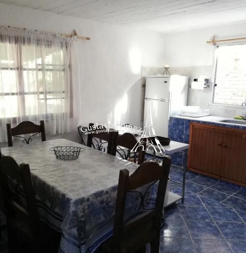 Casa En Piriã¡polis, Playa Grande- Ref: 3742