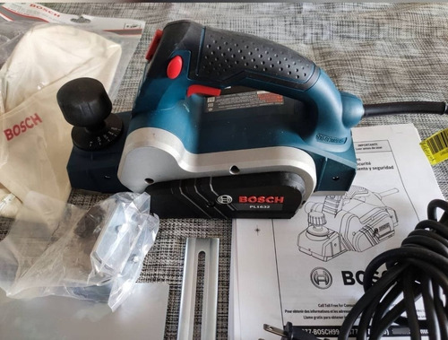 Imagen 3 de 3 de Cepillo Electrico Para Madera Bosch