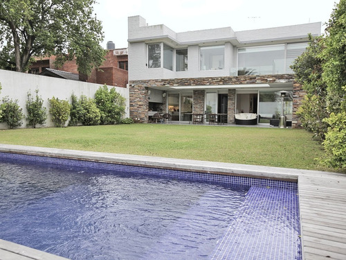 Casa Con Renta En Venta En Carrasco Ref: 4607