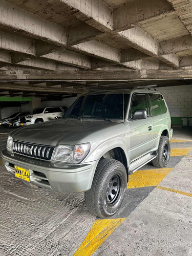 Toyota Prado 2.7 Sumo