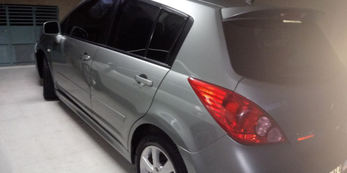 Nissan Tiida 1.8 Sl Flex Aut. 5p Único Dono