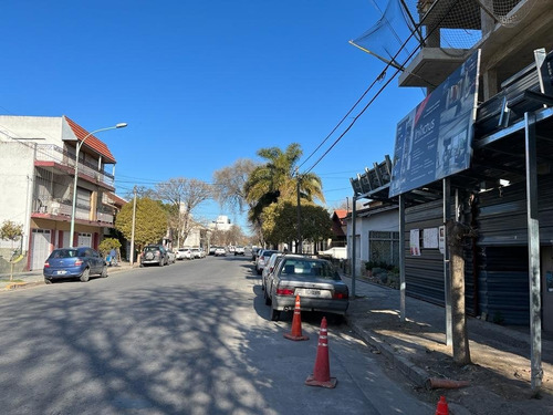 Imagen 9 de 18 de Departamento 2 Ambientes Semipiso Por Corrientes