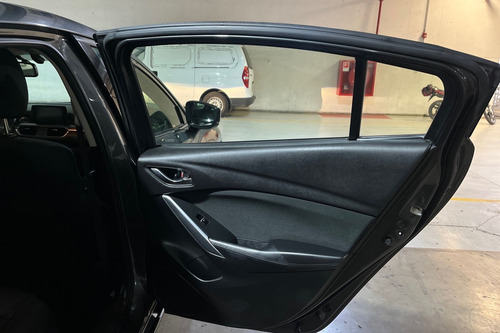 Mazda Mazda 6 (IN) 2.0 V AT