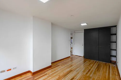 Casa En Arriendo/venta En La Castellana. Cod A23954