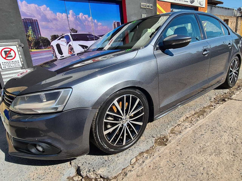 Volkswagen Vento 2.0 Sportline Tsi 200cv 2013